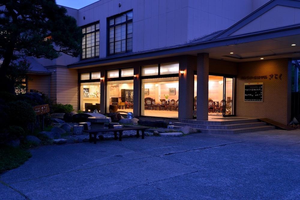 Sado Green Hotel Kiraku Eksteriør billede